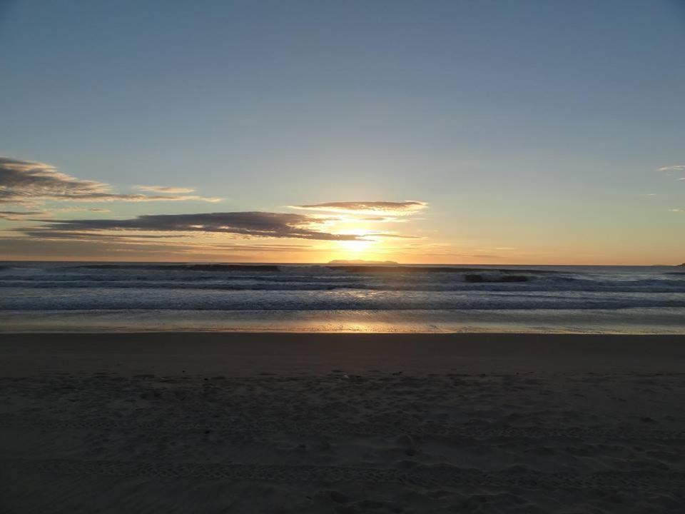 Casa De Praia Em Bombinhas Beach House 外观 照片